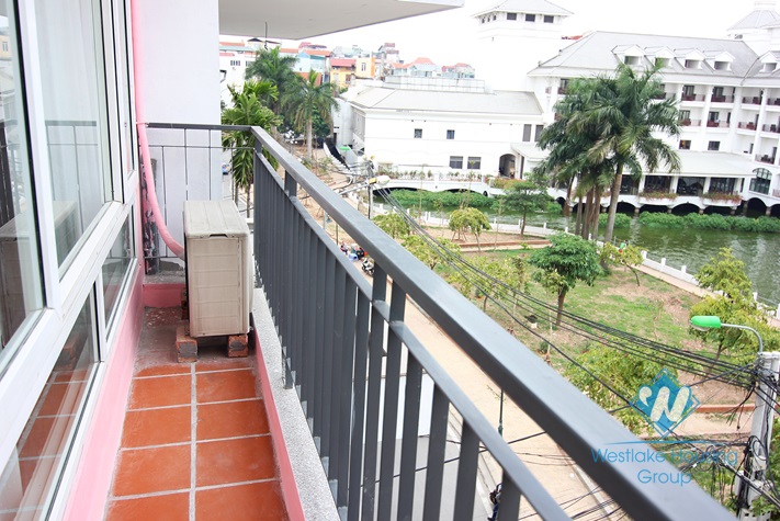 Nice apartment for lease in Nghi Tam Village, Tay Ho, Hanoi